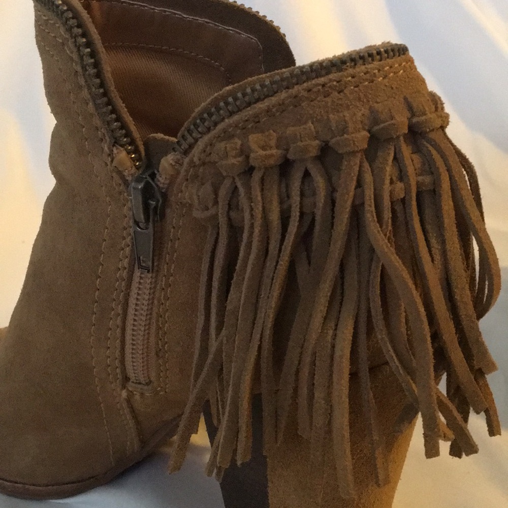 Dolce Vita Cognac suede open toe booties. - Picture 2 of 8
